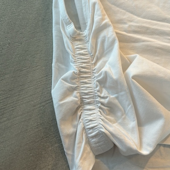 PINK workout tank - Picture 3 of 7